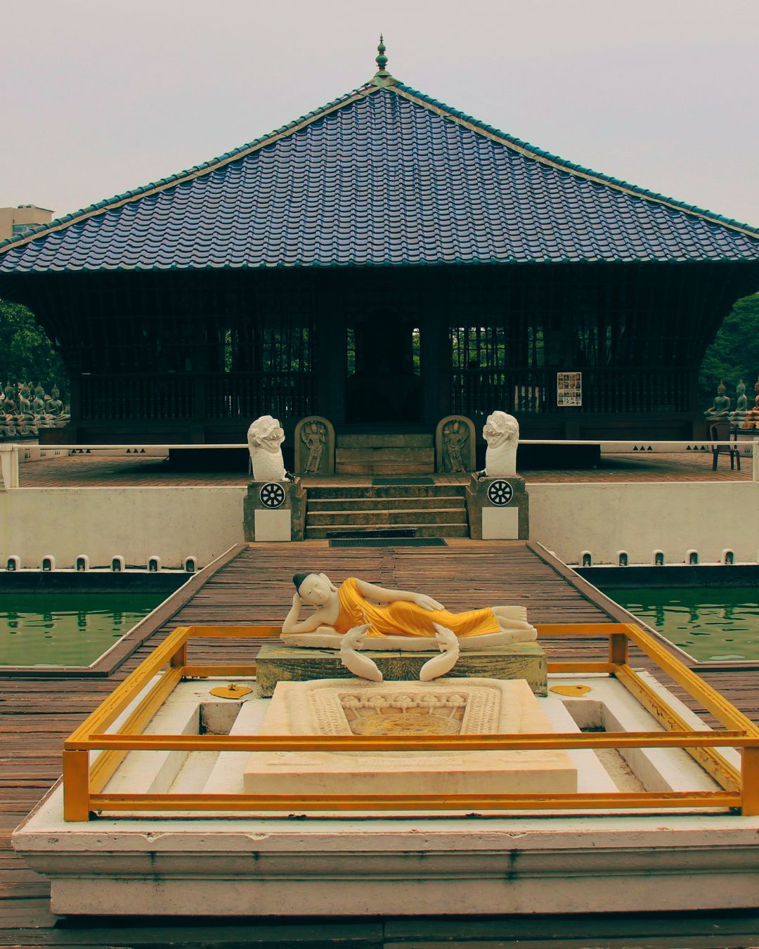 Gangaramaya Temple